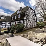 Historisches Muehlendenkmal Im Rheingau I 8 Personen *