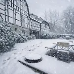 Апартаменты Historisches Muehlendenkmal Im Rheingau I 8 Personen Шлангенбад