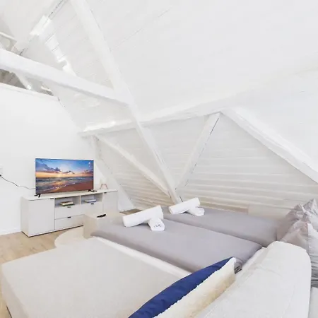 Historisches Muehlendenkmal Im Rheingau I 8 Personen Appartamento *