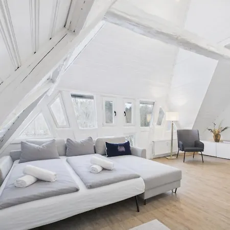 Historisches Muehlendenkmal Im Rheingau I 8 Personen