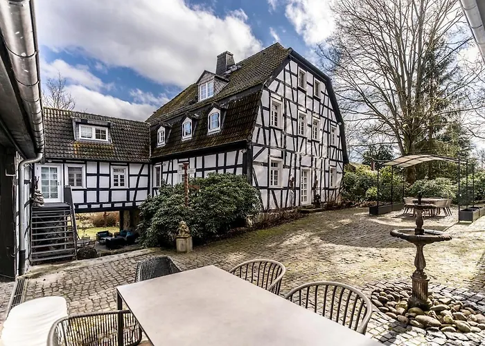 Historisches Muehlendenkmal Im Rheingau I 8 Personen *